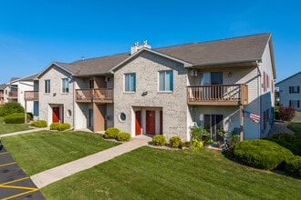 Shade Tree in Kaukauna, WI - Building Photo - Building Photo