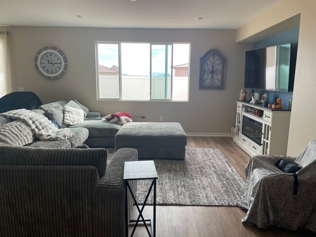 31144 Antares St in Menifee, CA - Foto de edificio - Building Photo