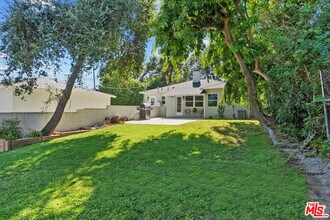 4824 La Canada Blvd in La Cañada Flintridge, CA - Building Photo - Building Photo