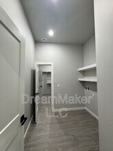 690 Apple Blossom Way in Goldsby, OK - Building Photo - Building Photo