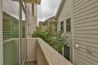 2701 Helena St photo'