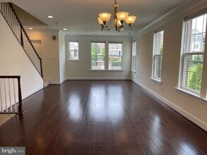 742 Cobbler Pl in Gaithersburg, MD - Building Photo - Building Photo