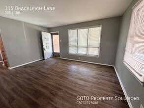 315 Brackleigh Ln in Florissant, MO - Building Photo - Building Photo