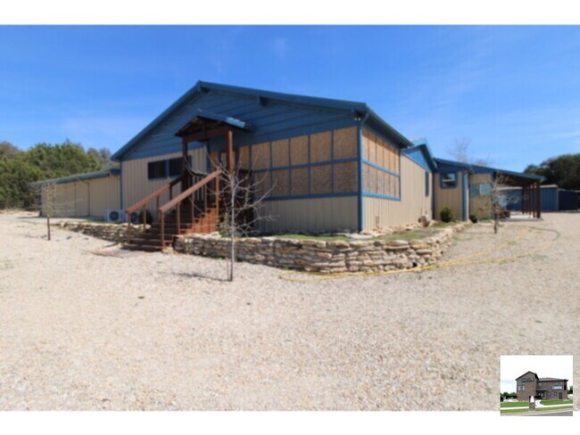 2809 Connell St in Kempner, TX - Building Photo - Building Photo