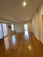 832 S 2nd St, Unit B in Philadelphia, PA - Building Photo - Building Photo