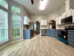 8607 Kirkley Glen Ln in Charlotte, NC - Building Photo - Building Photo