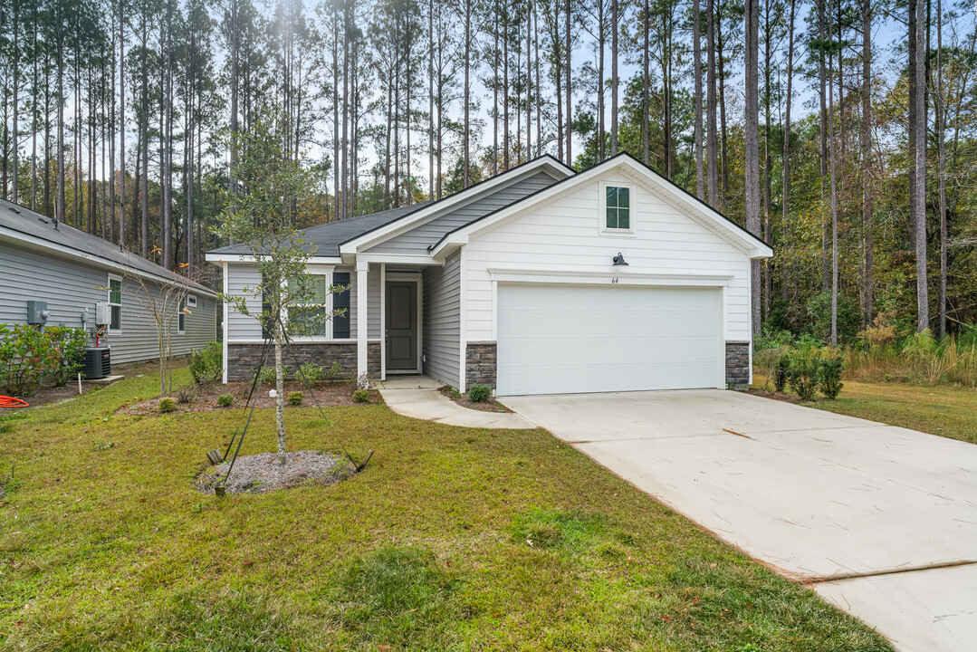 64 Parr Ct in Bluffton, SC - Building Photo