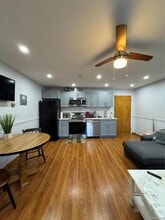 287 NY-32 in Woodbury, NY - Building Photo - Building Photo