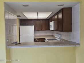 3100 Sir Hamilton Cir in Titusville, FL - Building Photo - Building Photo