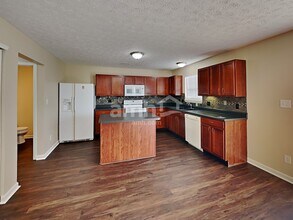 1351 Blue Ridge Ln in Brownsburg, IN - Building Photo - Building Photo