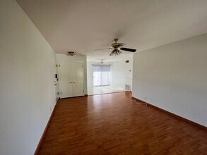 24420 W Nicklaus Dr in Santa Clarita, CA - Building Photo - Building Photo