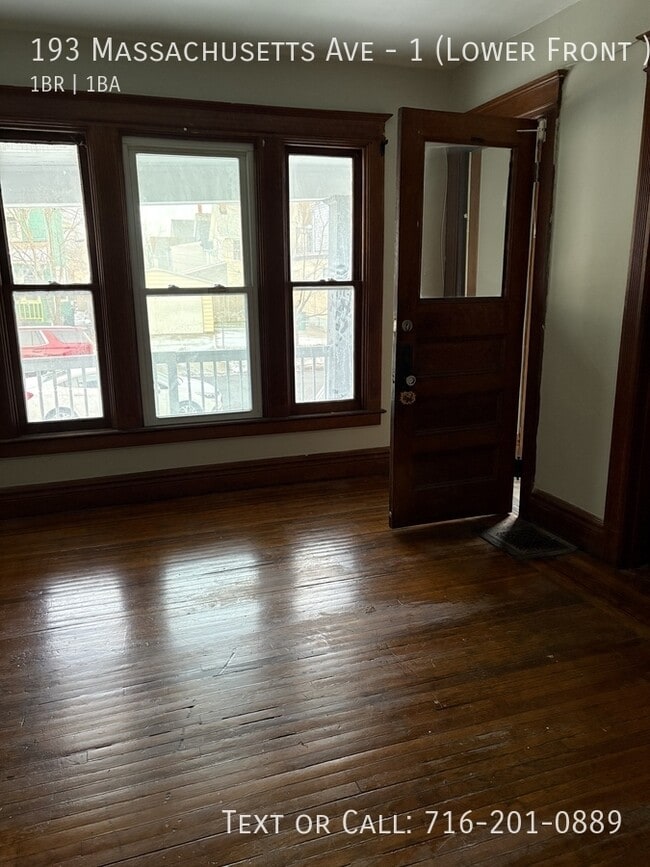 193 Massachusetts Ave in Buffalo, NY - Building Photo - Building Photo