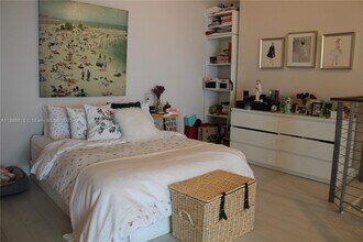 690 SW 1st Ct, Unit 2327 in Miami, FL - Building Photo - Building Photo