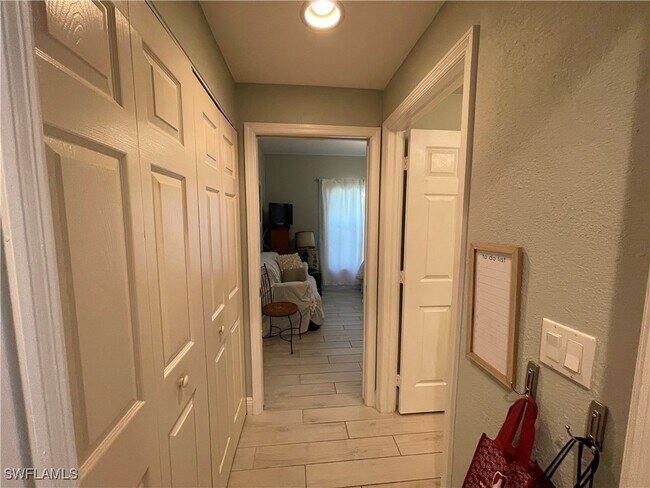 1130 Partridge Cir in Naples, FL - Building Photo - Building Photo