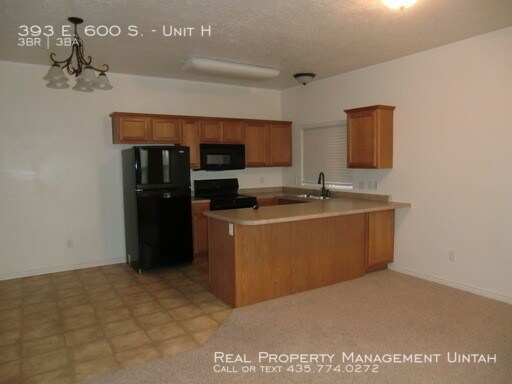 393 E 600 S-Unit -Unit H in Vernal, UT - Building Photo - Building Photo