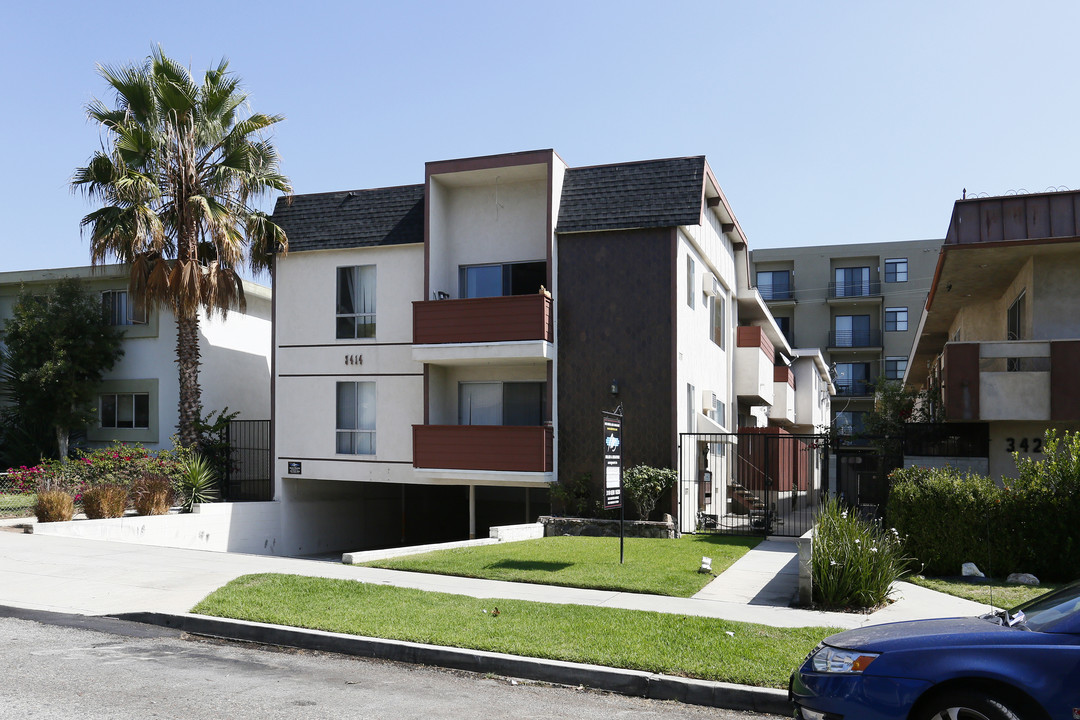 3414 Mentone Ave in Los Angeles, CA - Foto de edificio