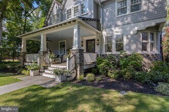 401 Chestnut Ln, Unit 4710-204 in Wayne, PA - Building Photo - Building Photo
