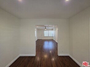 102 Gaviota Ave in Long Beach, CA - Building Photo - Building Photo