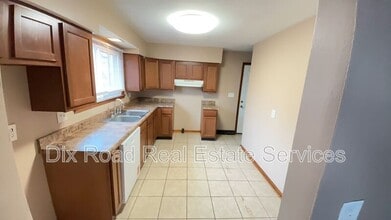 677 Mark Ave in Hamilton, OH - Building Photo - Building Photo