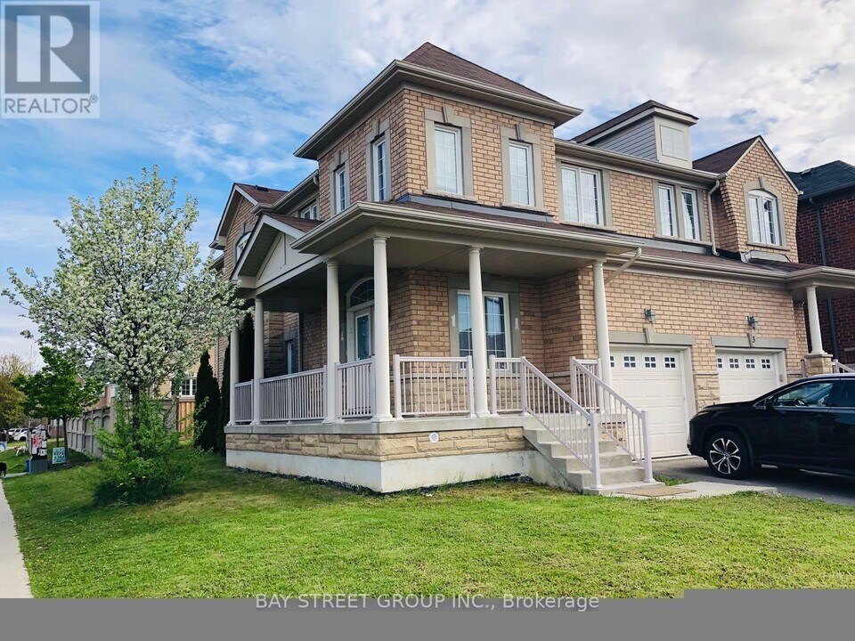 1 Borjana Blvd in Vaughan, ON - Building Photo