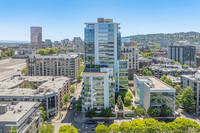 The Metropolitan Condos in Portland, OR - Building Photo - Building Photo