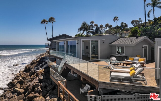26706 Latigo Shore Dr in Malibu, CA - Building Photo - Building Photo