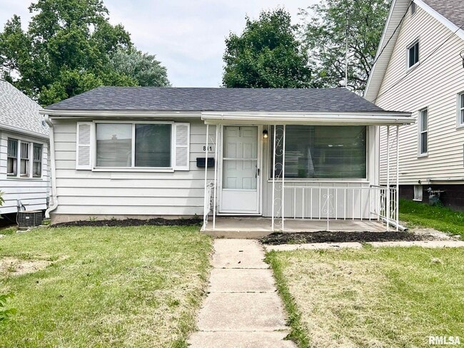 property at 811 E Lake Ave