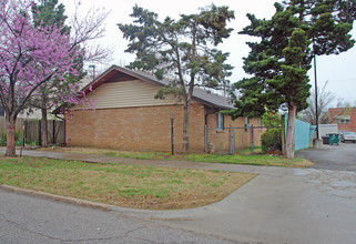 1116 S St Louis Ave in Tulsa, OK - Building Photo - Building Photo