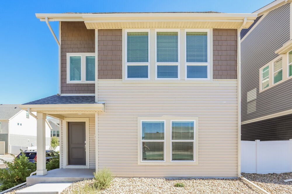 4748 N Tower Ct in Denver, CO - Building Photo