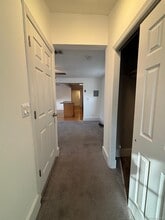 36 Edwin Ct in East Rockaway, NY - Building Photo - Building Photo