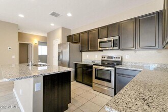 23770 W Ripple Rd in Buckeye, AZ - Foto de edificio - Building Photo