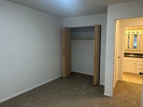 228 Woodridge St in Fairbanks, AK - Building Photo - Building Photo