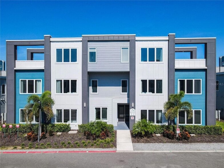 7740 Sandy Ridge Dr, Unit 245 in Kissimmee, FL - Building Photo