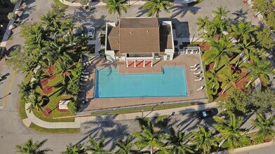 1457 SE 26th Ave in Homestead, FL - Building Photo - Building Photo