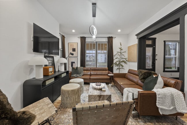 property at 286 Taylor Ave