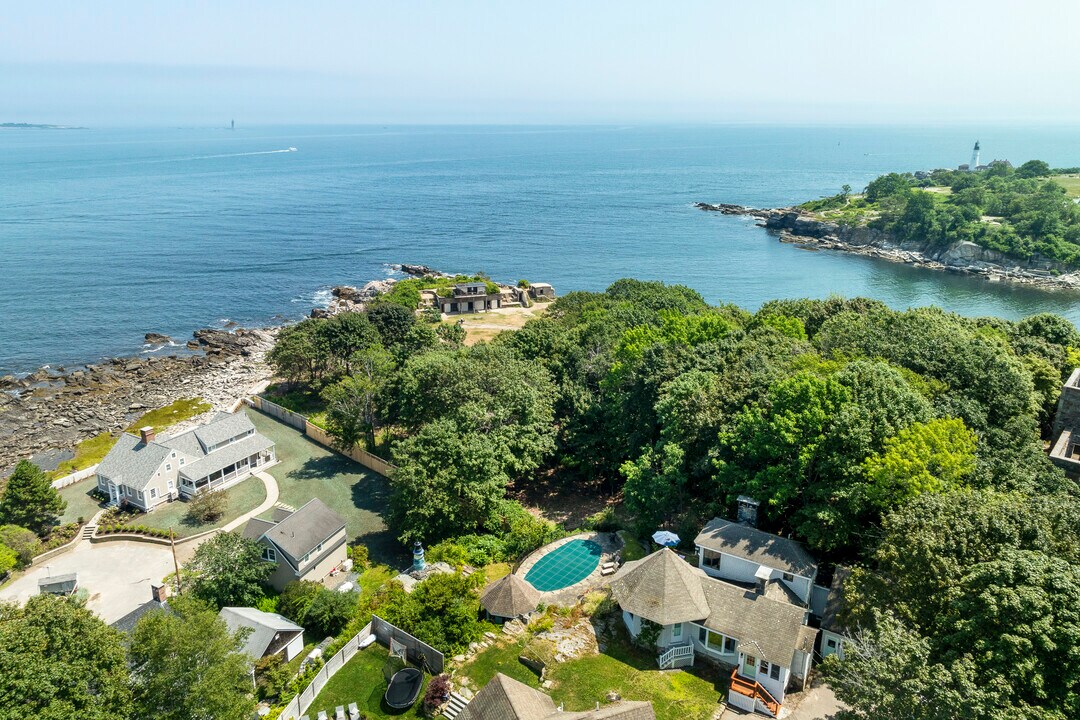4 Keyes Ln in Cape Elizabeth, ME - Building Photo
