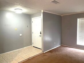 23107 Summergate Dr in Spring, TX - Foto de edificio - Building Photo