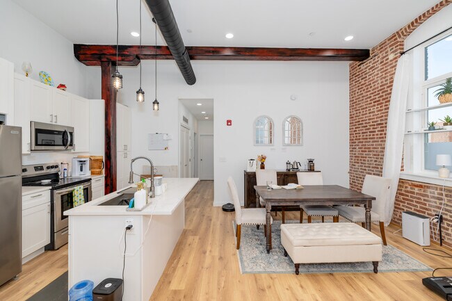 The Nylon Lofts in Philadelphia, PA - Building Photo - Interior Photo