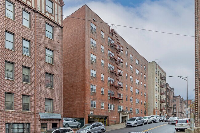 Parkcrest West