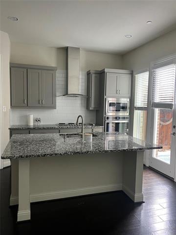 property at 4909 Shore Crest Dr