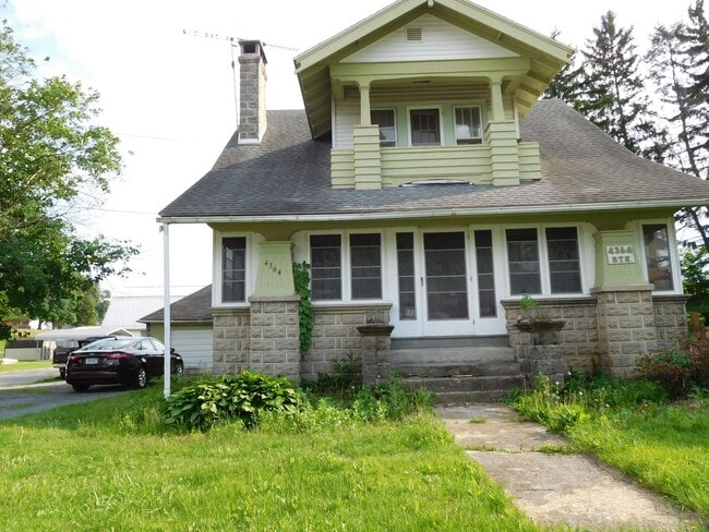 property at 4364 Buchanan Trail E