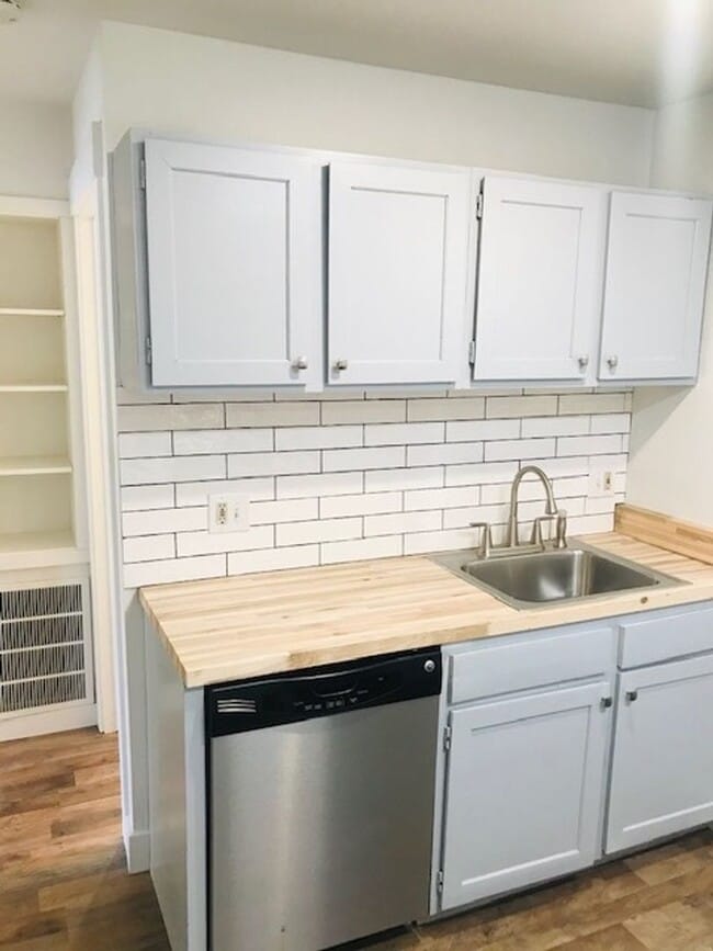 property at 88 W 50 S