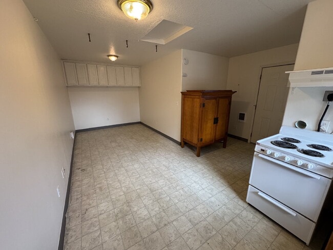 3556 SE Gladstone St in Portland, OR - Foto de edificio - Building Photo