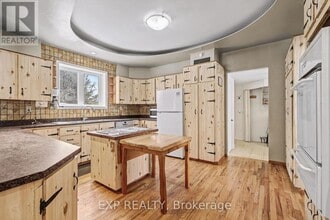 531 Rte 400 in Russell, ON - Building Photo - Building Photo