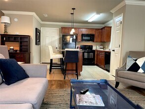 1063 W Malibu St in Fayetteville, AR - Building Photo - Building Photo