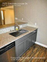 7525 Gingerblossom Dr in Citrus Heights, CA - Building Photo - Building Photo
