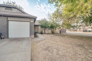 616 Greenlawn Blvd in Round Rock, TX - Building Photo