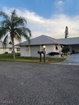 341 Richland Rd in Lehigh Acres, FL - Building Photo