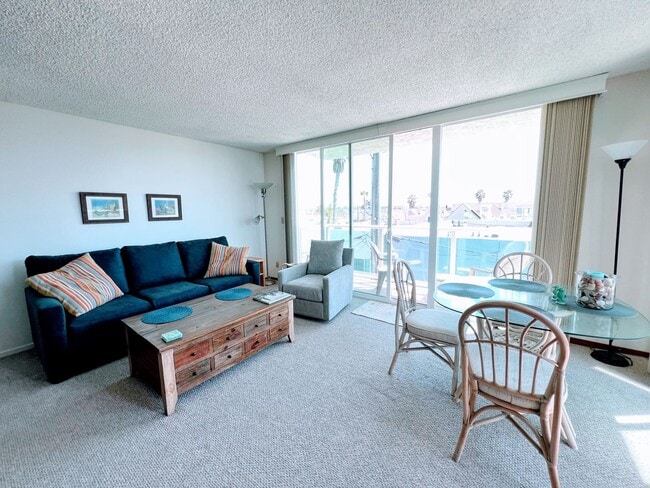 property at 725 Redondo Ct