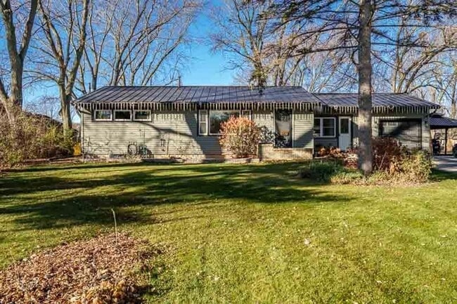 property at 8930 S Creek Rd